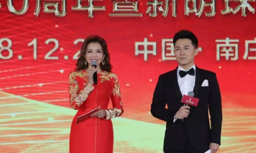 央視朱迅與佛山電視臺朱文杰聯袂擔綱晚會主持